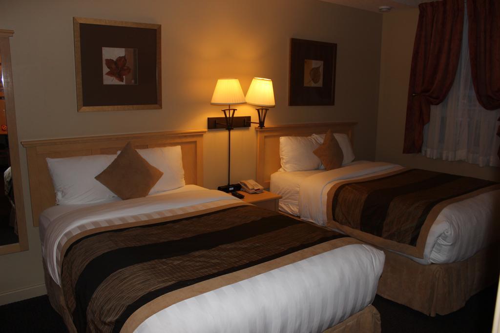 פורט מקמארי Clearwater Hotel Ltd מראה חיצוני תמונה